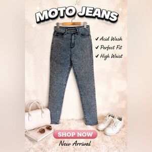 MOTO Premium Black/Blue Acid Wash High Rise Jeans – Size 9